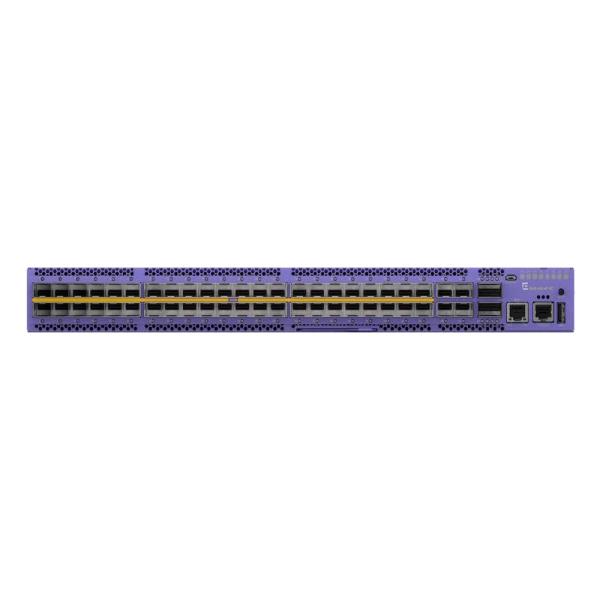 Extreme Networks 5120-44X-4Y-2C switch front view