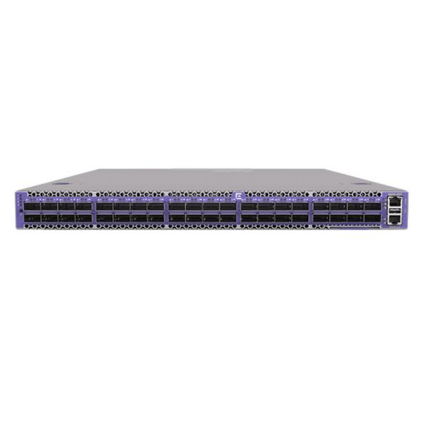 Extreme Networks 8820-40C switch front view